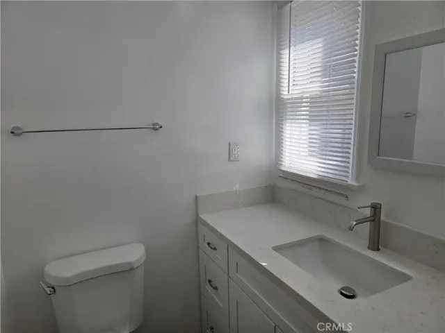 $1,900 | 364 South Sierra Madre Boulevard, Unit 370 1/2, Pasadena, CA 91101