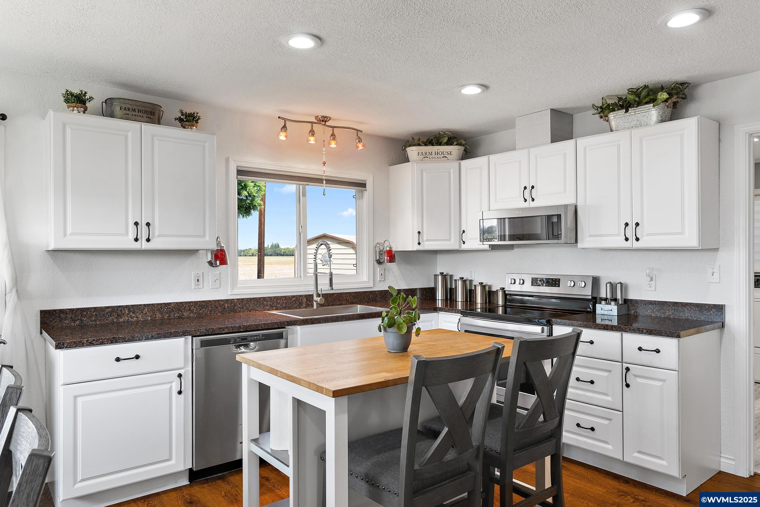 32969 Hinck Road Tangent, OR 97389 - Photo 3 of 45 Gallery Image 3