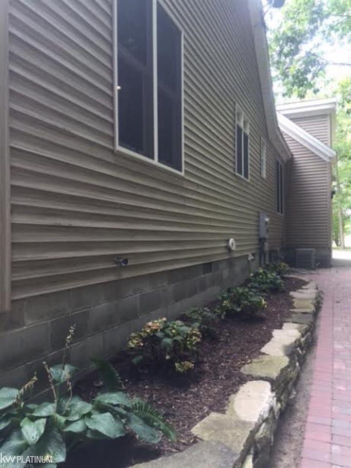 3452 Wadhams Road North Street, MI 48049 - Photo 14 of 48 31260281-13.JPG