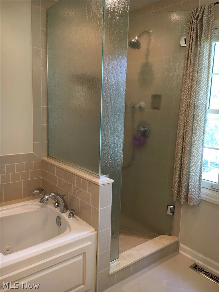 863 Mayfair Road Akron, OH 44303 - Photo 15 of 21 Gallery Image 15