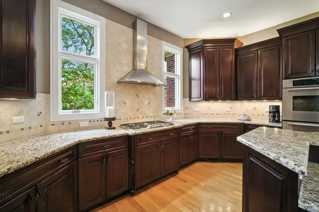 $1,149,000 | 21776 West Jupiter Court, Mundelein, IL 60060