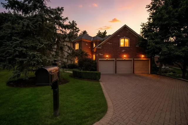 $1,149,000 | 21776 West Jupiter Court, Mundelein, IL 60060