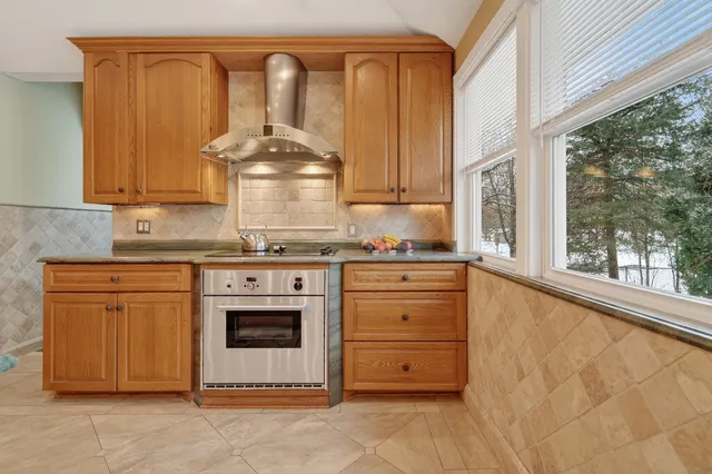 $429,900 | 1748 North Windsor Drive, Arlington Heights, IL 60004