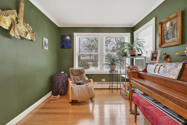 $429,900 | 1748 North Windsor Drive, Arlington Heights, IL 60004