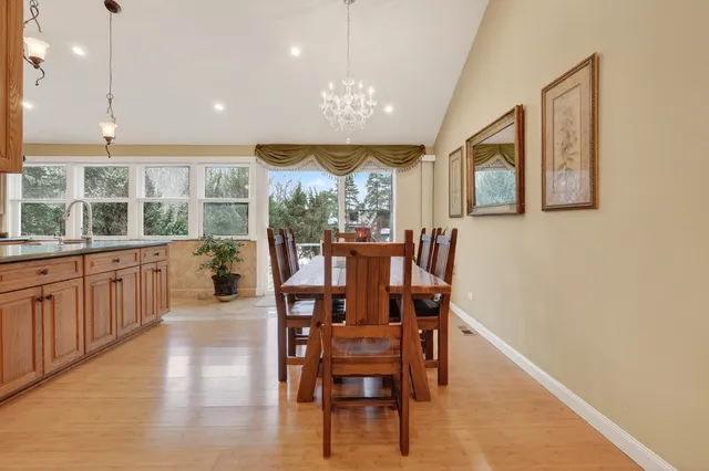 $429,900 | 1748 North Windsor Drive, Arlington Heights, IL 60004