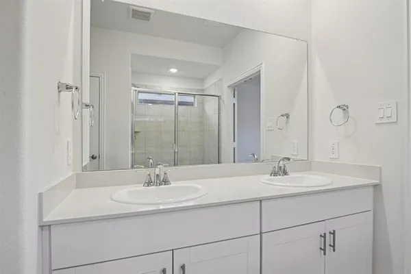 $2,450 | 700 London Town Lane, McKinney, TX 75071