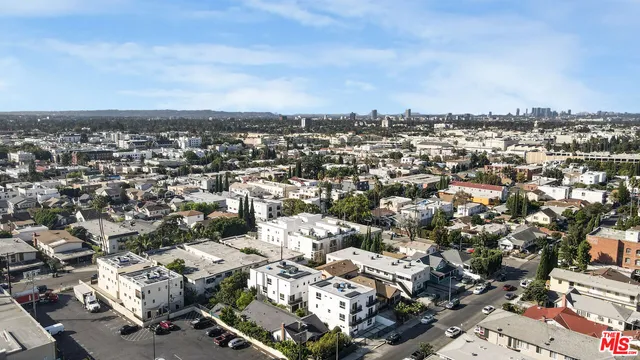 $23,833 | 5438 Romaine Street, Los Angeles, CA 90038