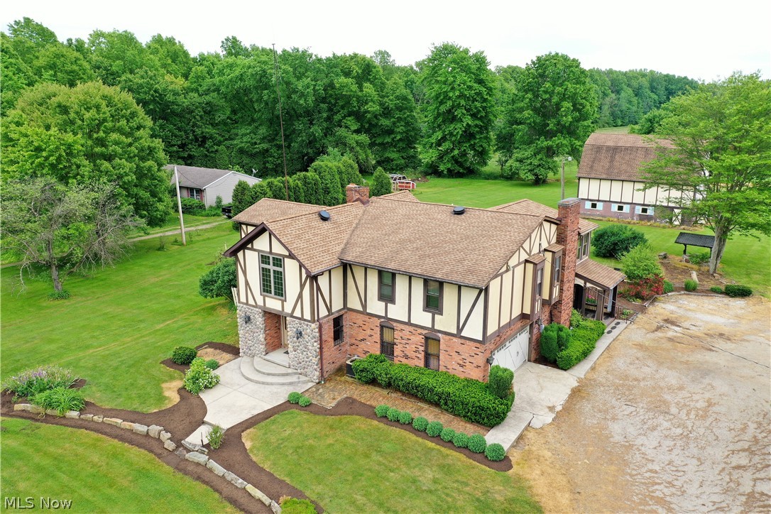 10530 Gilbert Road Newton Falls, OH 44444 - Photo 4 of 35 Gallery Image 4
