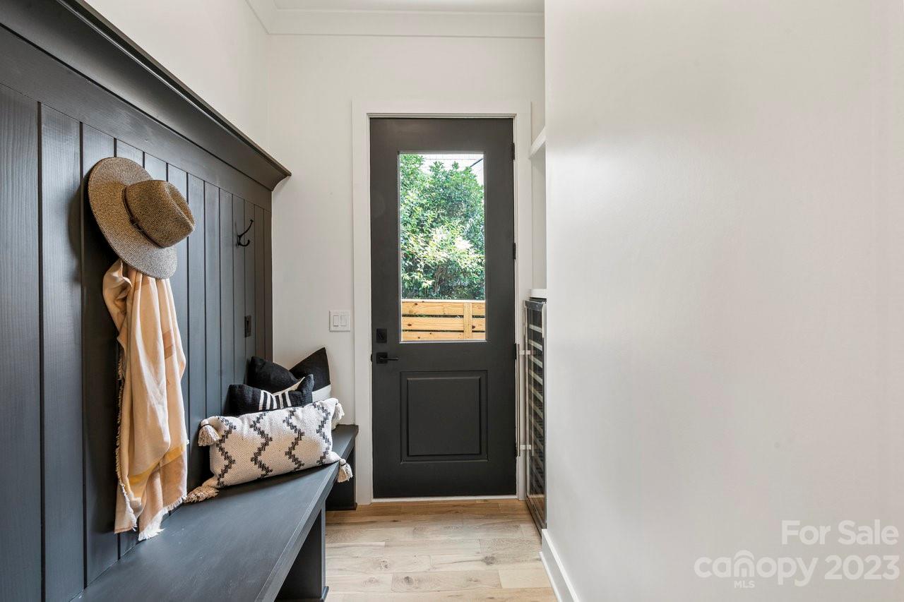 1404 Lilac Road Charlotte, NC 28209 - Photo 11 of 41 Gallery Image 11