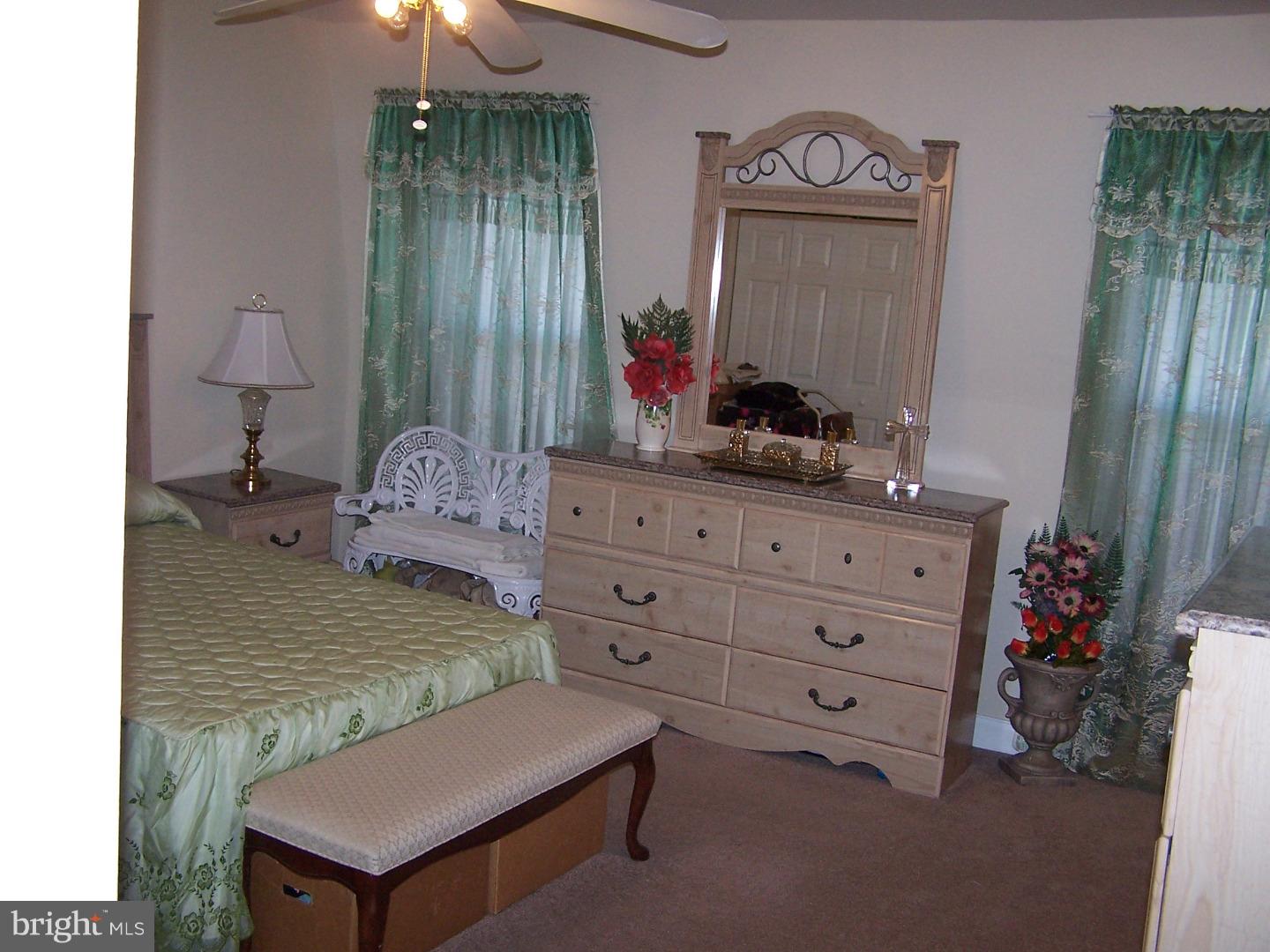 11859A Academy Road, Unit F8 Philadelphia, PA 19154 - Photo 7 of 14 Bedroom - Main