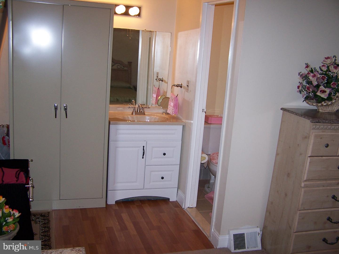 11859A Academy Road, Unit F8 Philadelphia, PA 19154 - Photo 8 of 14 Bedroom - Main
