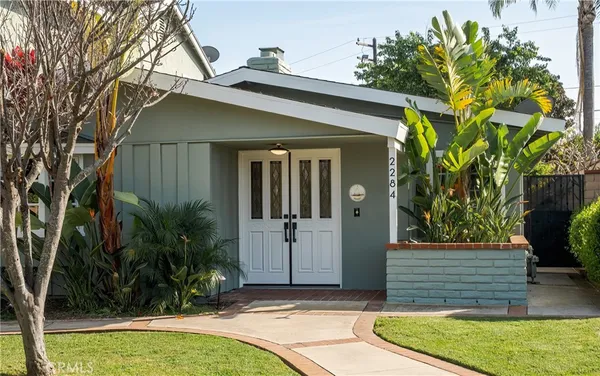 $2,995,000 | 2284 Redlands Drive, Newport Beach, CA 92660