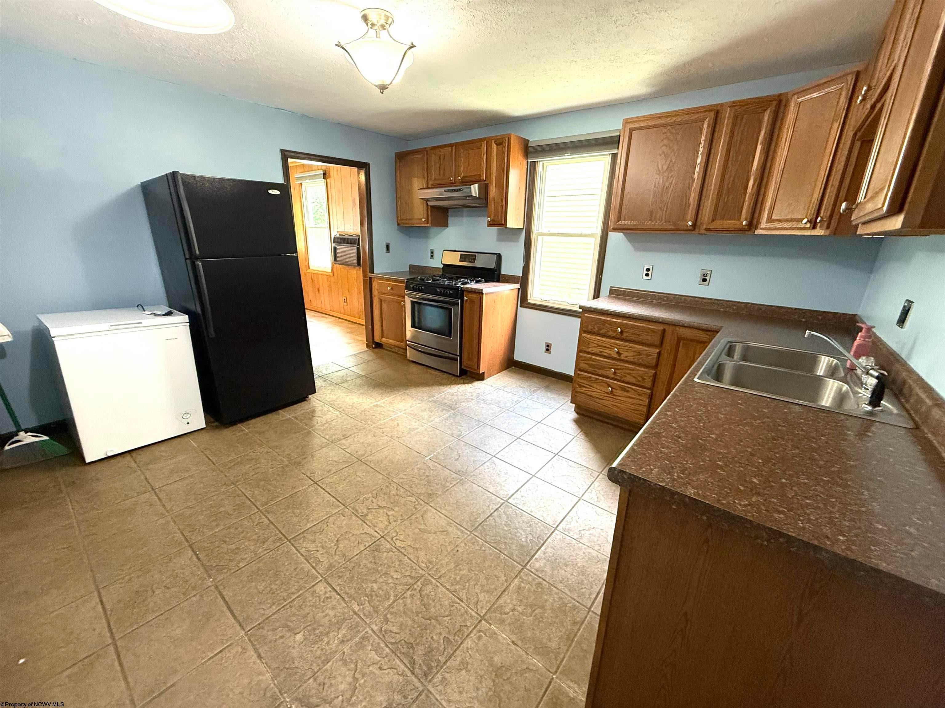 21 Ramp Hollow Road Pursglove, WV 26546 - Photo 4 of 17 Gallery Image 4