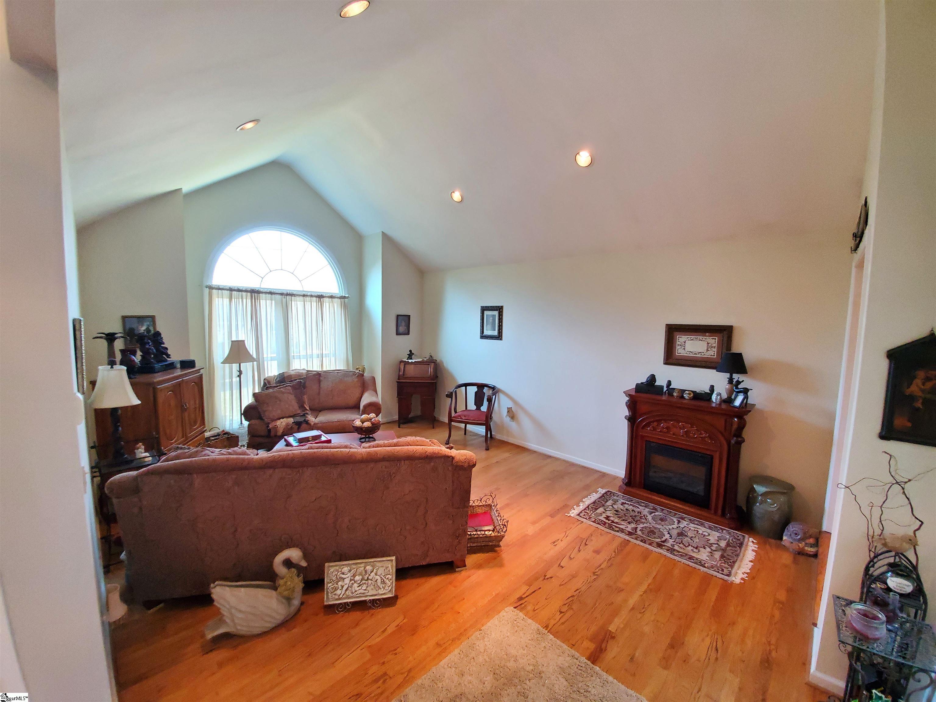 2128 Bethel Road Simpsonville, SC 29681 - Photo 4 of 36 Gallery Image 4