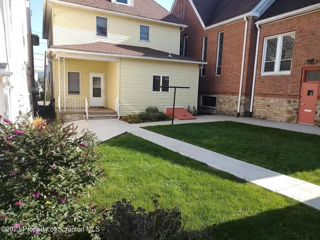 $1,700 | 940 South Main Street, Scranton, PA 18517