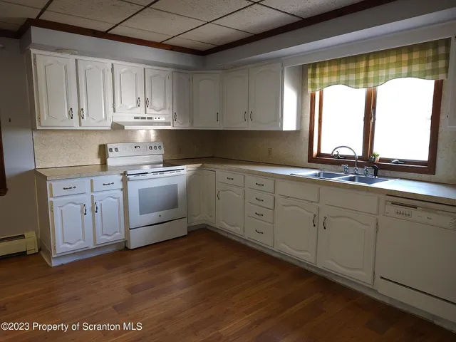 $1,700 | 940 South Main Street, Scranton, PA 18517