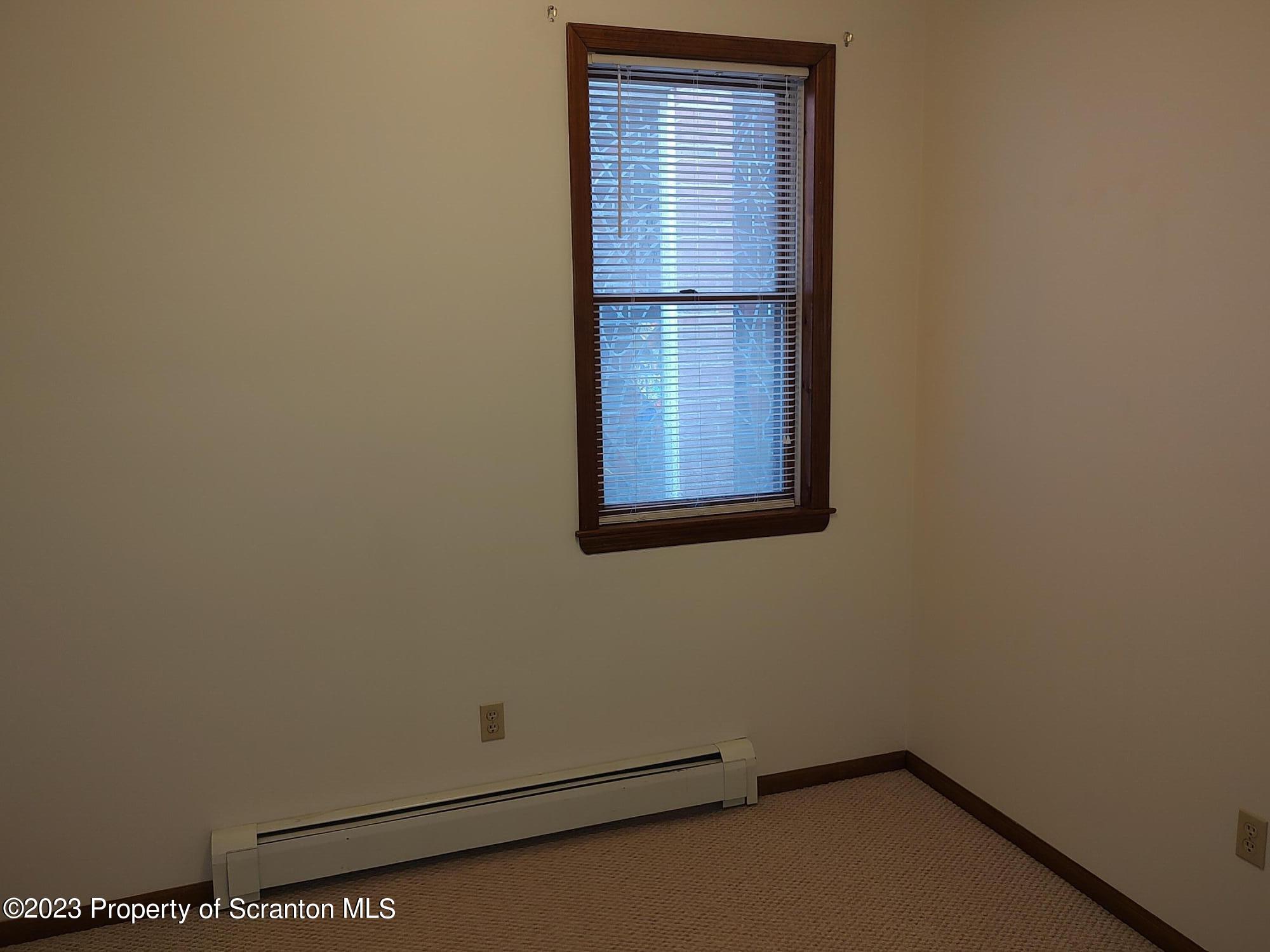 940 South Main Street Scranton, PA 18517 - Photo 21 of 33 Side Bedroom