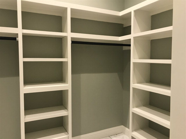 13 Country Squire Road Natchez, MS 39120 - Photo 15 of 43 His & Hers Walk-In Closets