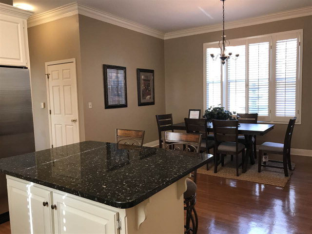 13 Country Squire Road Natchez, MS 39120 - Photo 21 of 43 Kitchen/Breakfast Combo