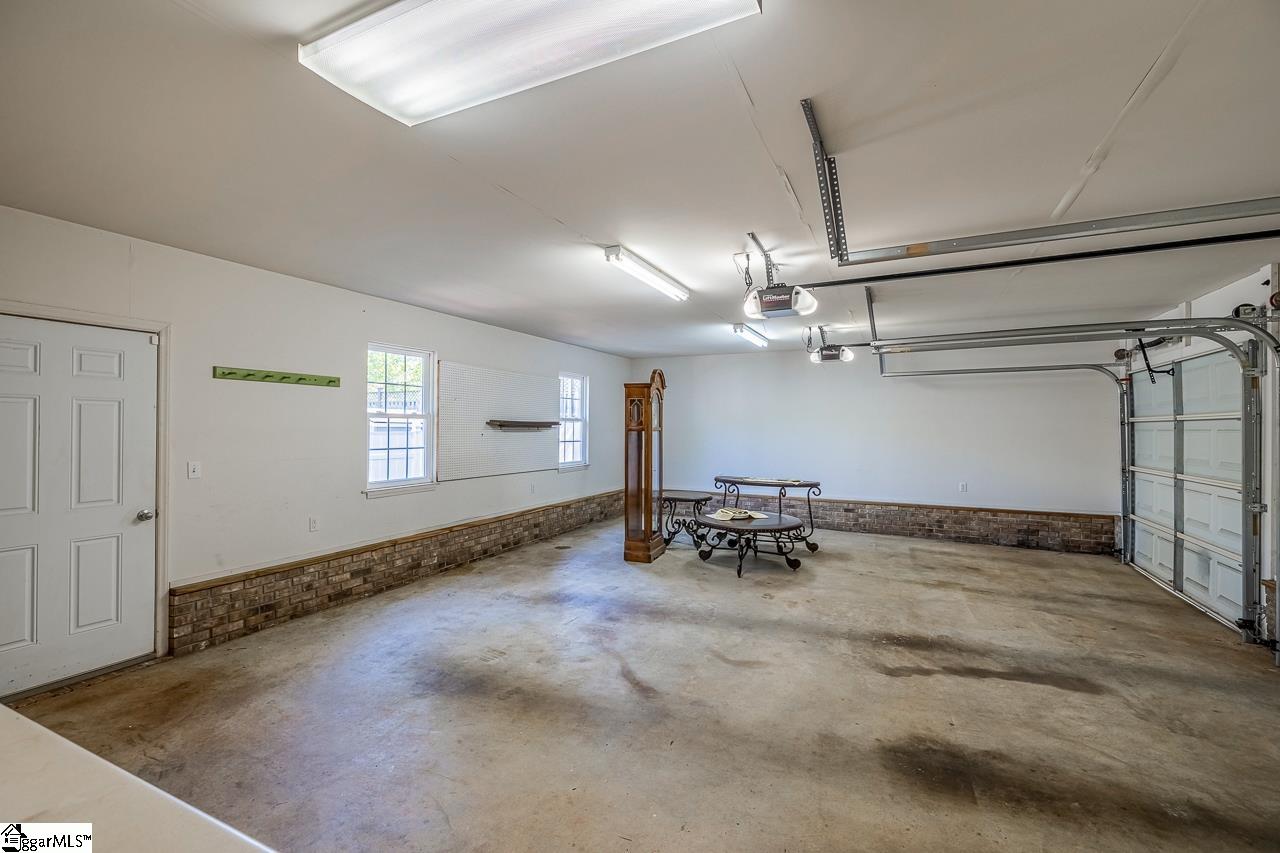 2 Meredith Lane Greenville, SC 29607 - Photo 40 of 45