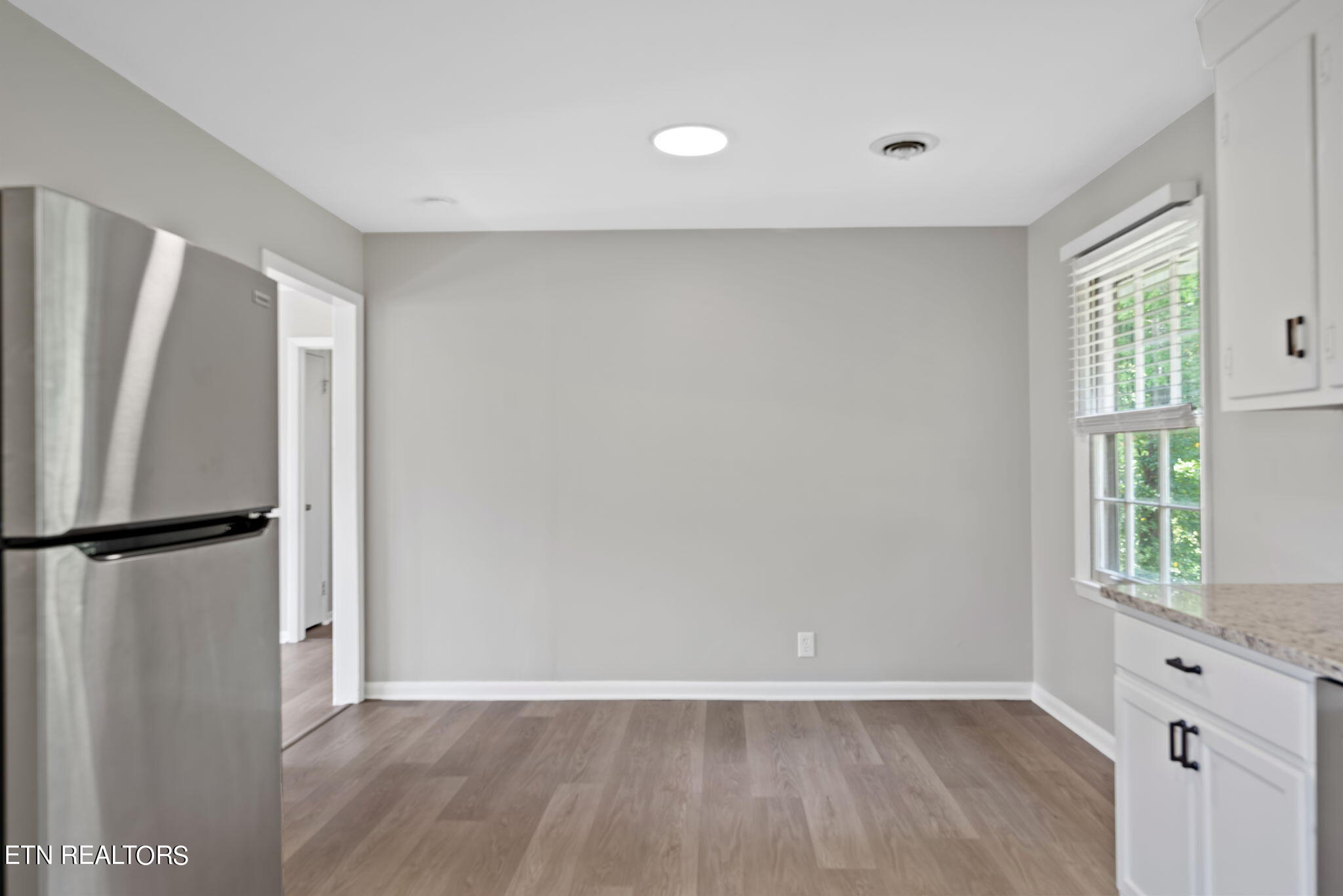 8114 Sharp Road Powell, TN 37849 - Photo 12 of 39 12-web-or-mls-Shrp8114 (51)