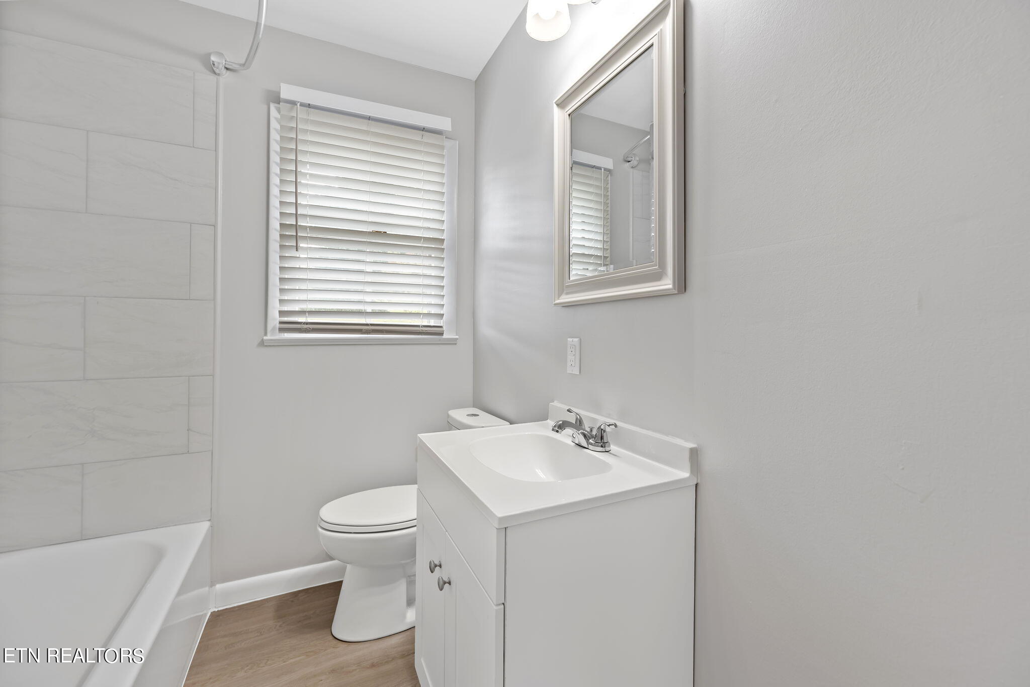 8114 Sharp Road Powell, TN 37849 - Photo 22 of 39 22-web-or-mls-Shrp8114 (75)