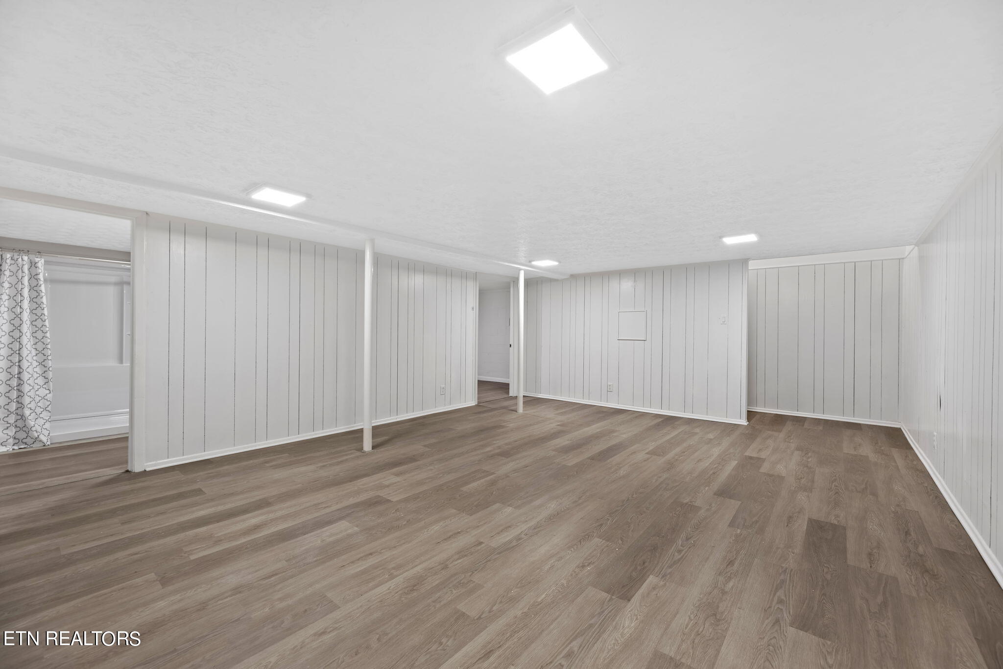 8114 Sharp Road Powell, TN 37849 - Photo 26 of 39 26-web-or-mls-Shrp8114 (87)