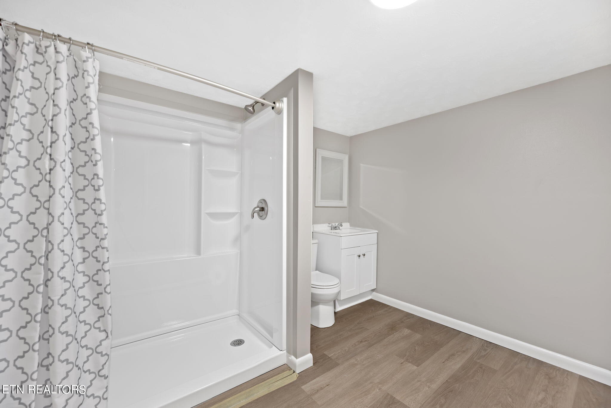 8114 Sharp Road Powell, TN 37849 - Photo 31 of 39 31-web-or-mls-Shrp8114 (99)