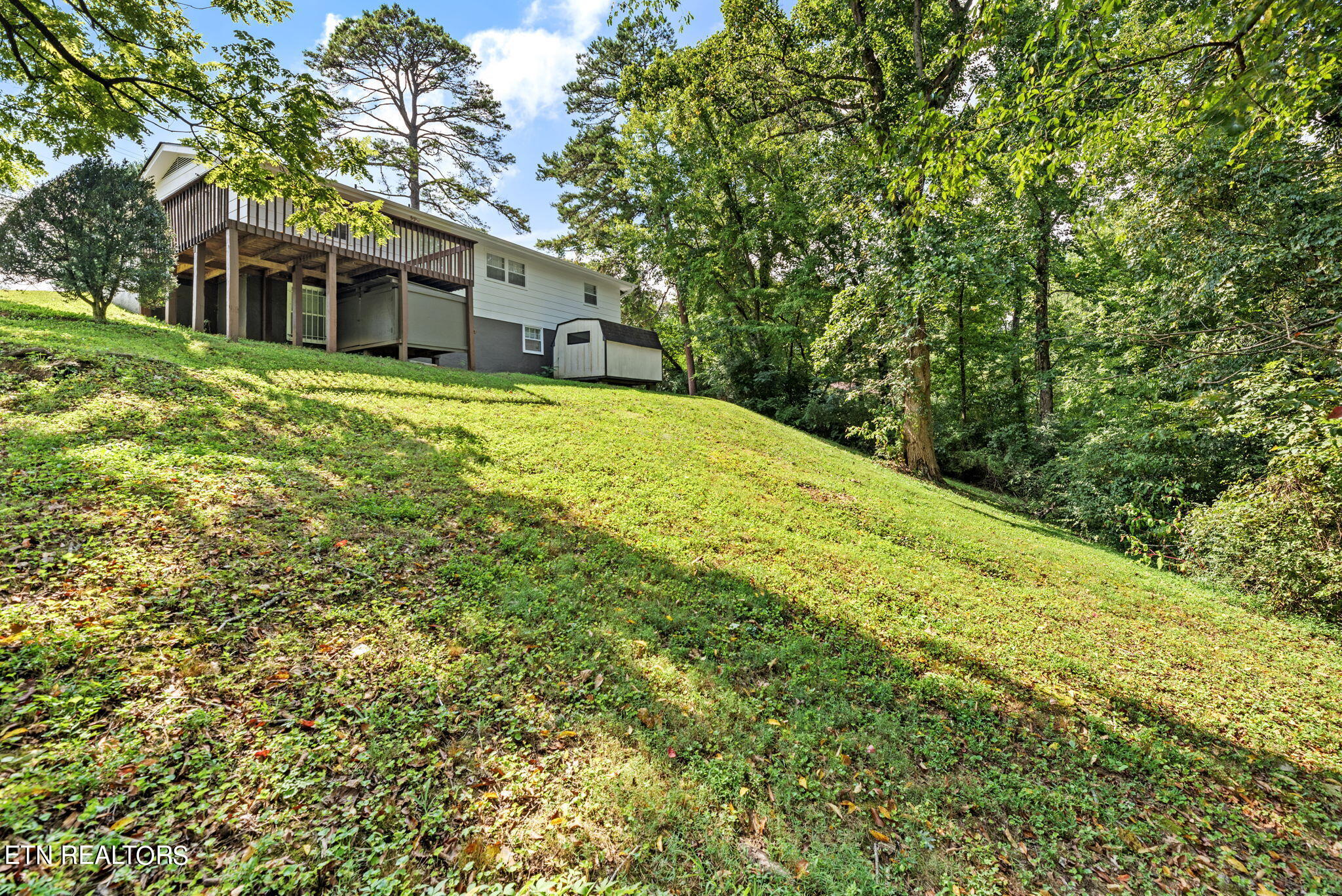 8114 Sharp Road Powell, TN 37849 - Photo 39 of 39 39-web-or-mls-Shrp8114 (12)