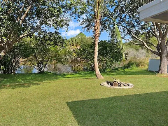 $2,900 | 117 Southwest Glenwood Drive, Port St. Lucie, FL 34984