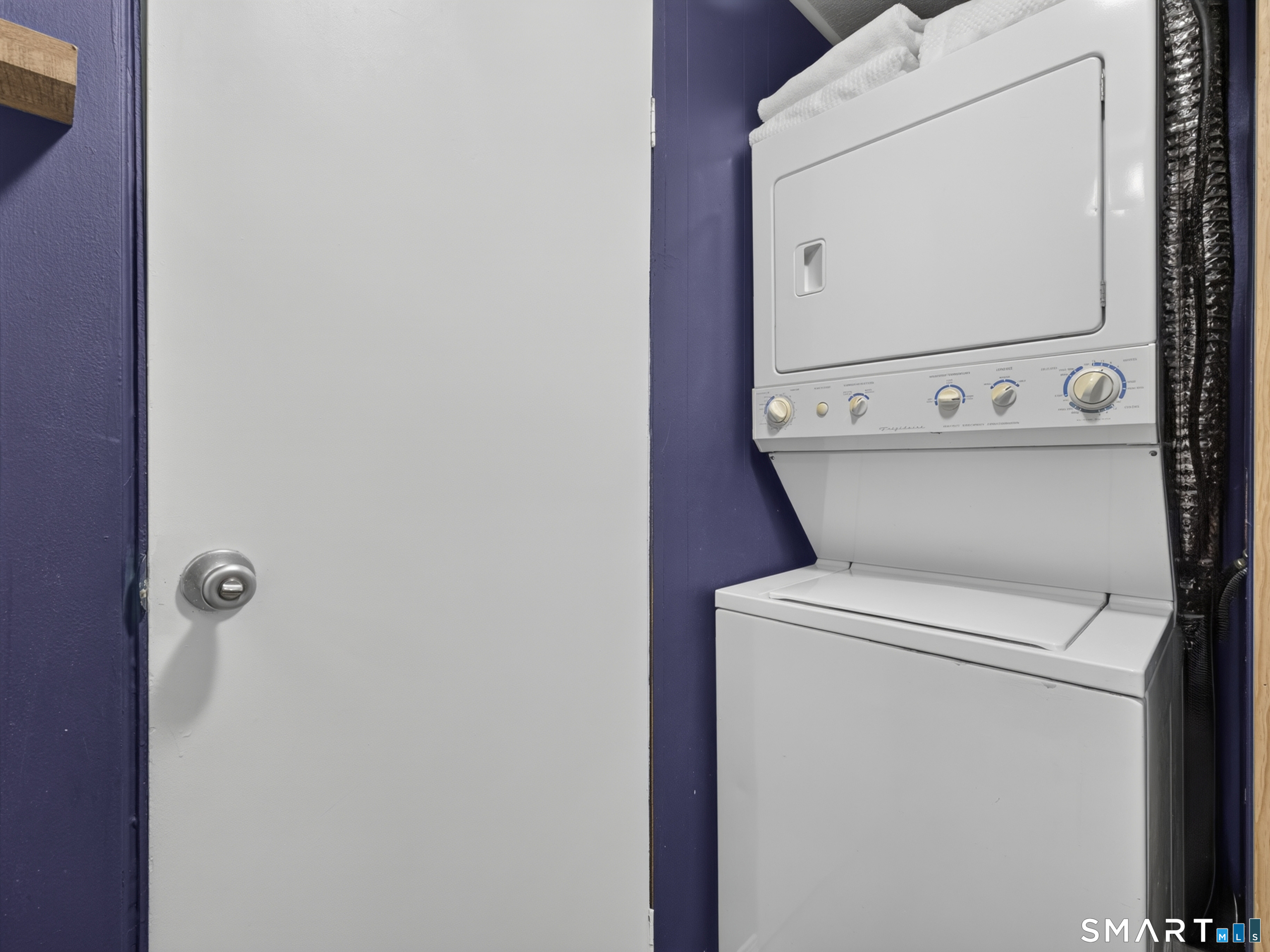 18 Old Forge Road Westbrook, CT 06498 - Photo 23 of 28 a view of washer and dryer