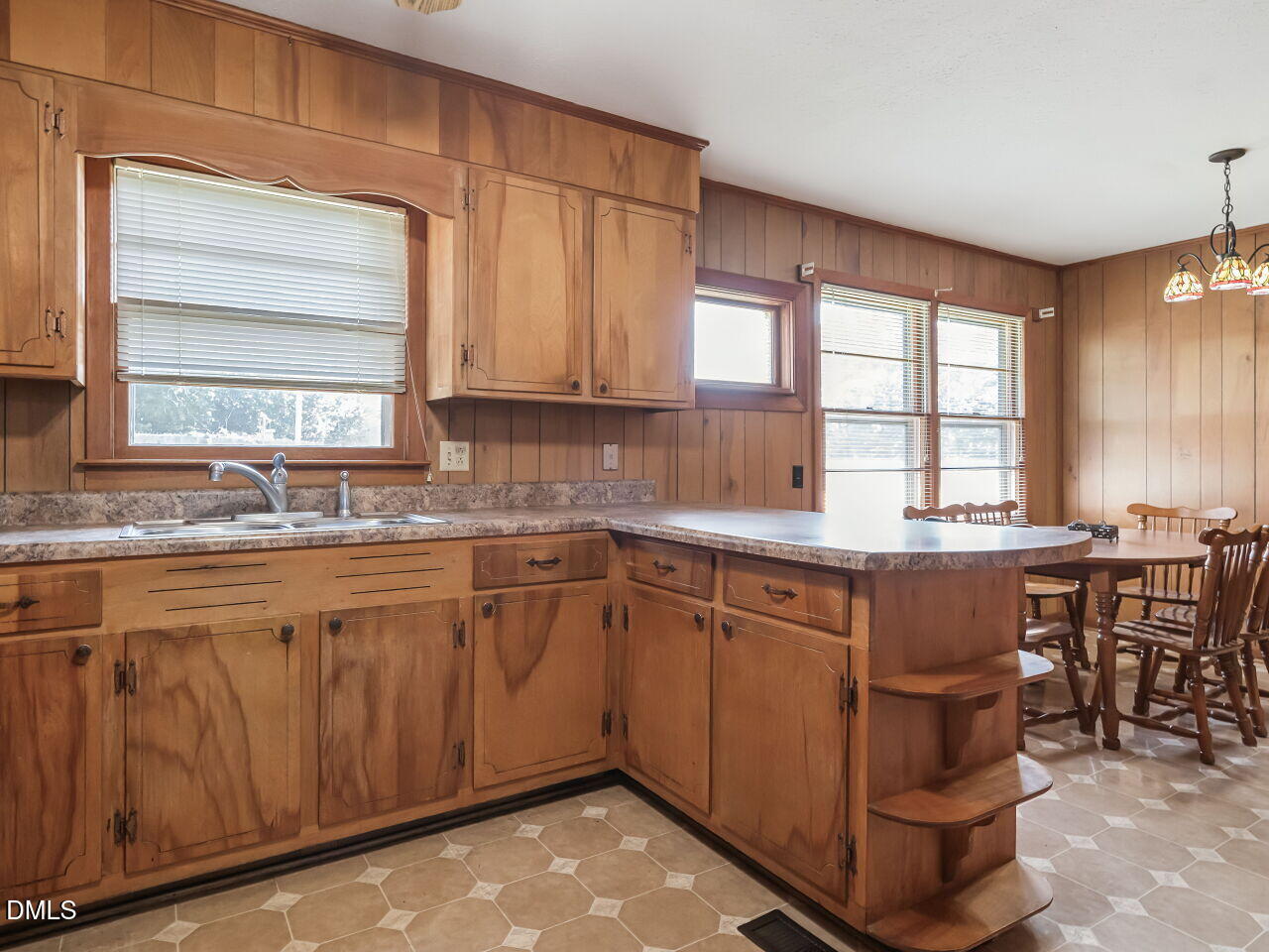 1059 South Hollybrook Road Wendell, NC 27591 - Photo 9 of 25 009-1280x960-kitchen
