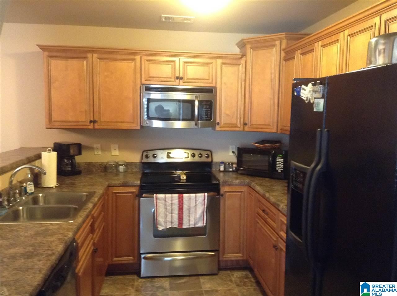 4898 Stonecreek Way Calera, AL 35040 - Photo 2 of 15