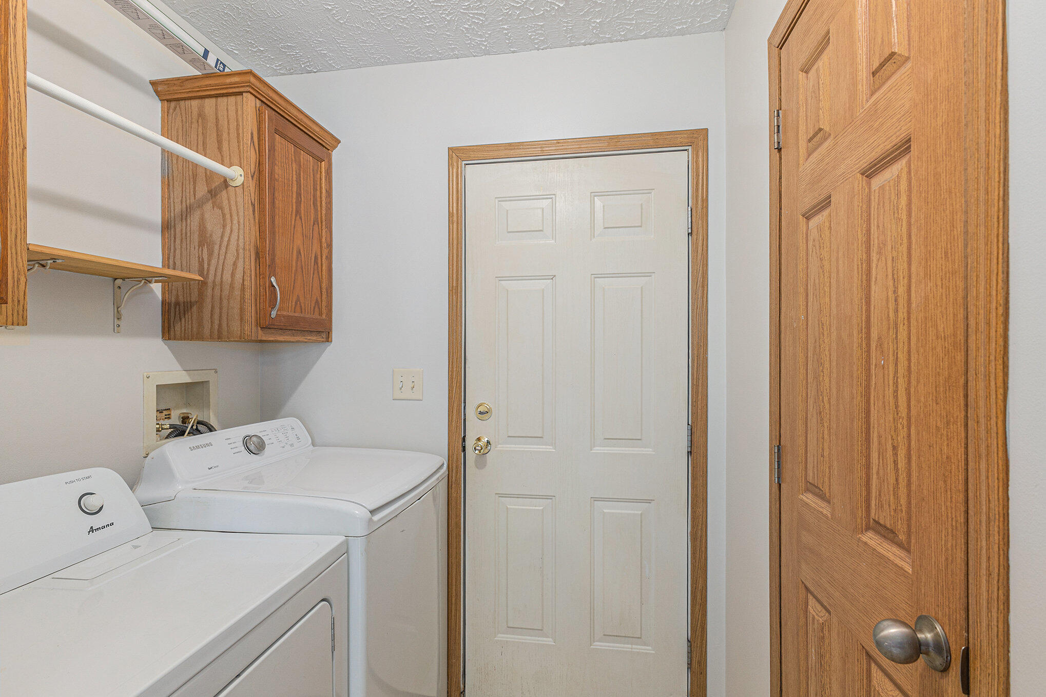 2205 West Gratiot County Line Road St. Johns, MI 48879 - Photo 13 of 28 013_img_7522_255