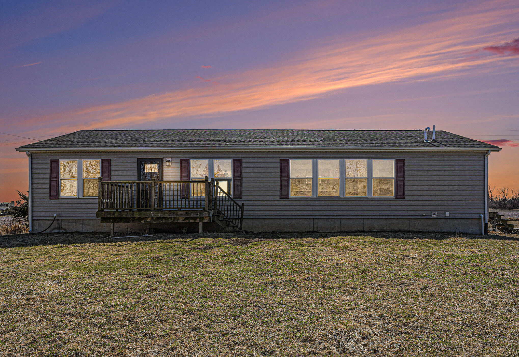 2205 West Gratiot County Line Road St. Johns, MI 48879 - Photo 2 of 28 002_img_7514-twlight_210