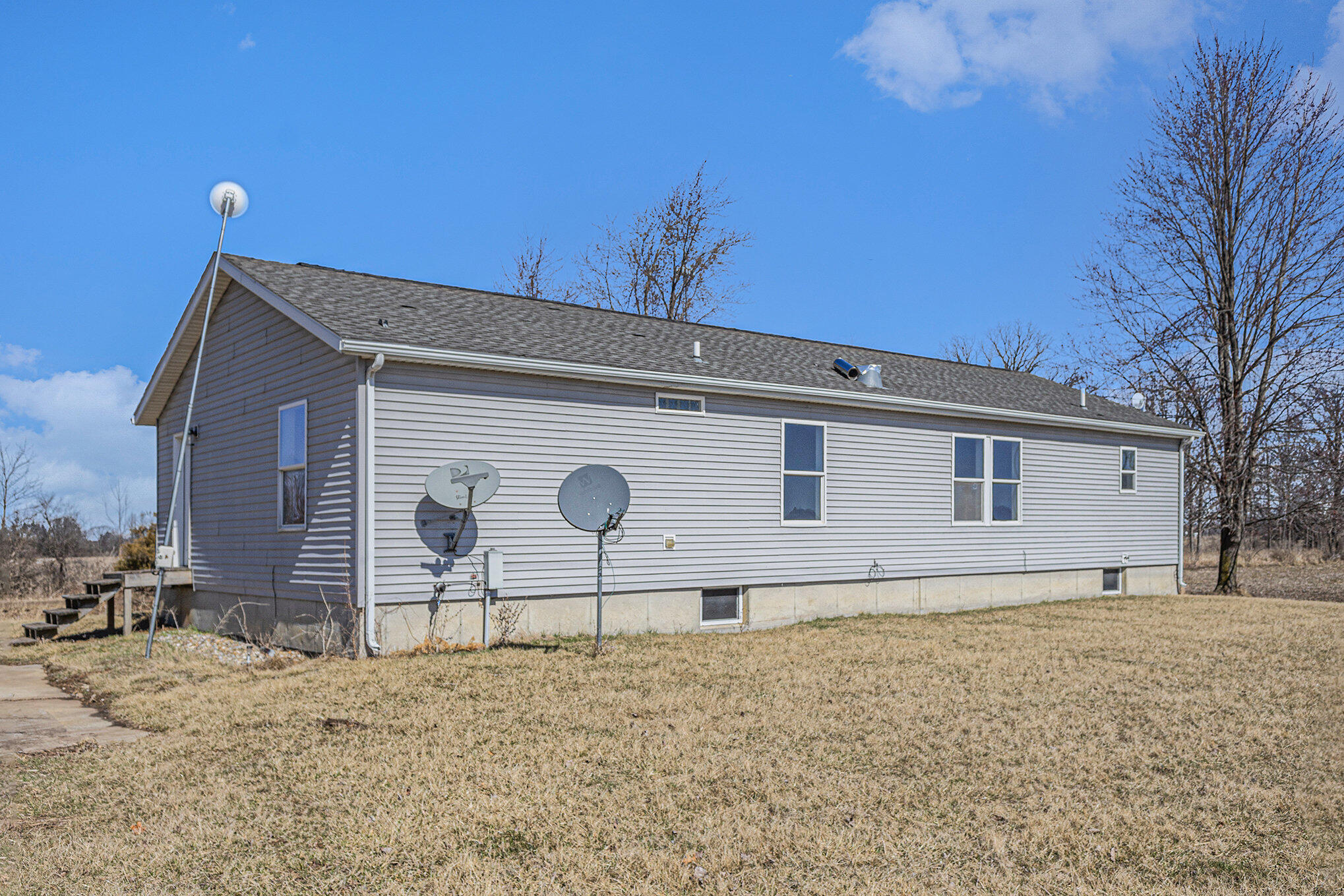 2205 West Gratiot County Line Road St. Johns, MI 48879 - Photo 21 of 28 021_img_7518_572
