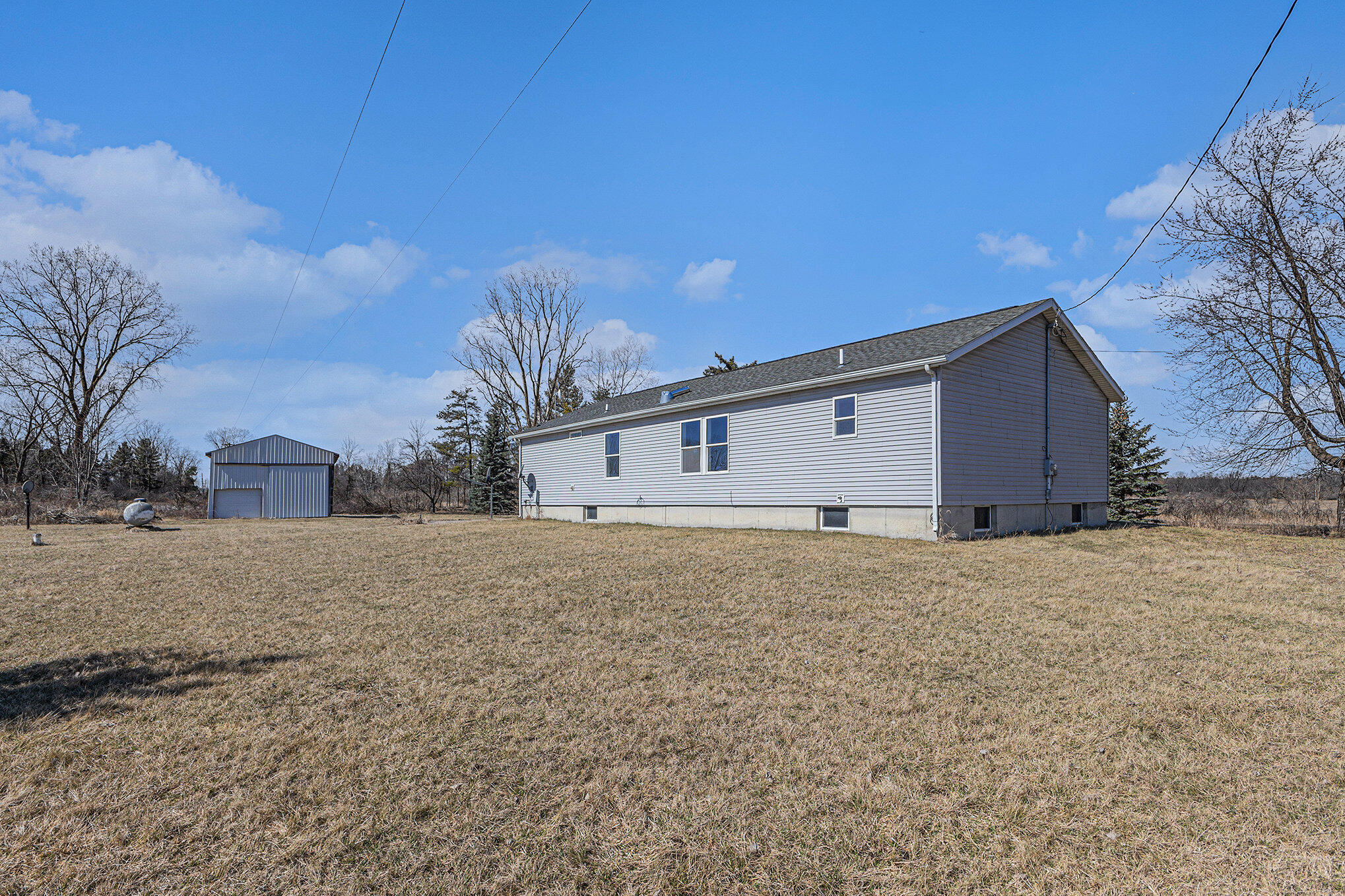 2205 West Gratiot County Line Road St. Johns, MI 48879 - Photo 22 of 28 022_img_7516_841