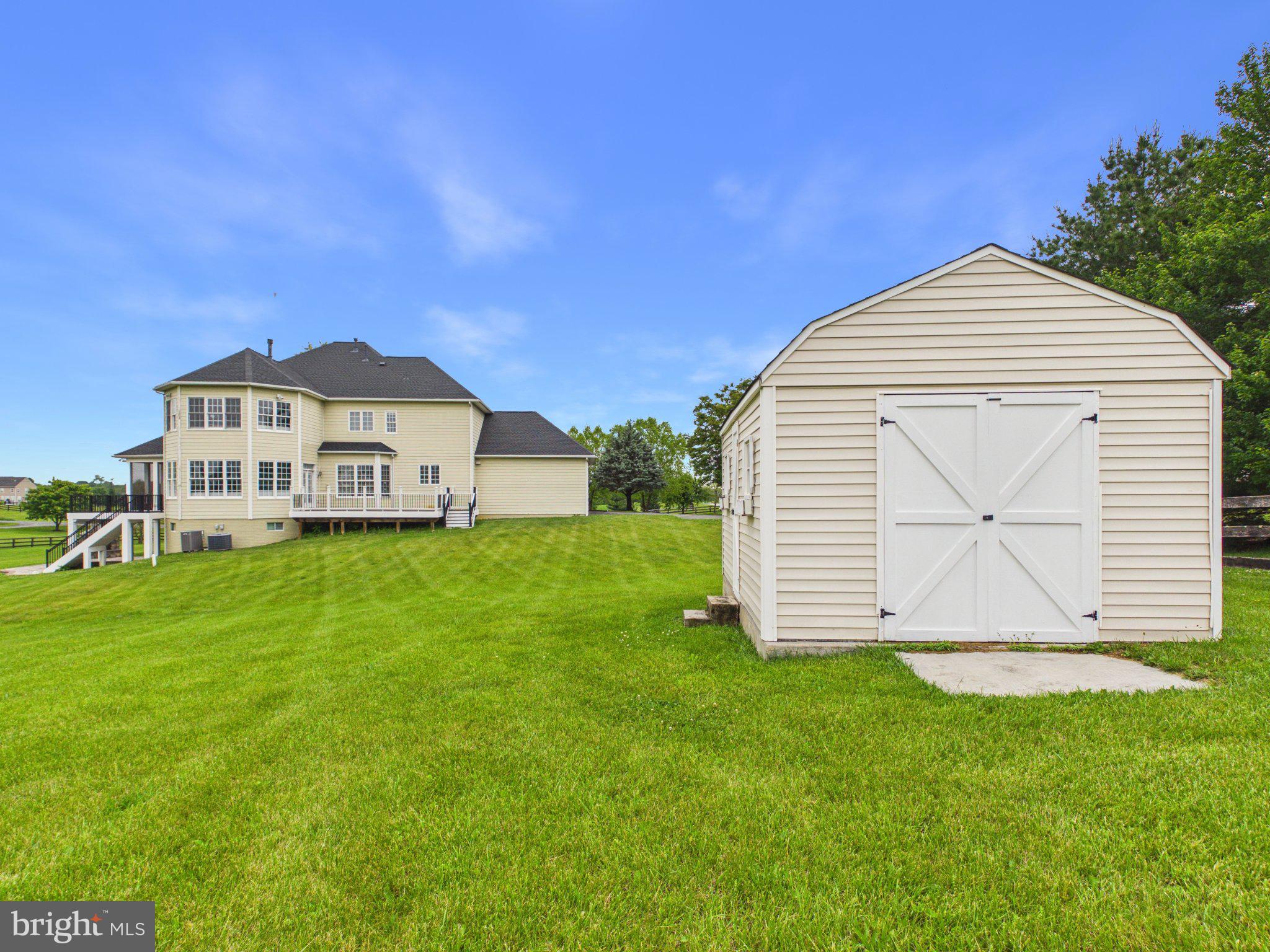 38565 Piggott Bottom Road Hamilton, VA 20158 - Photo 75 of 85 Spacious yard with charming shed.