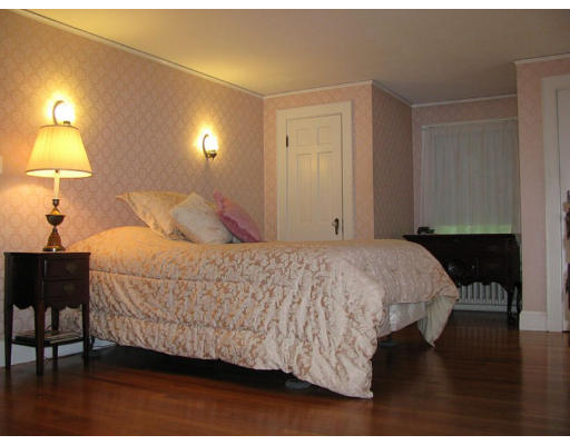 83 Badger Road Medford, MA 02155 - Photo 8 of 10 Gallery Image 8