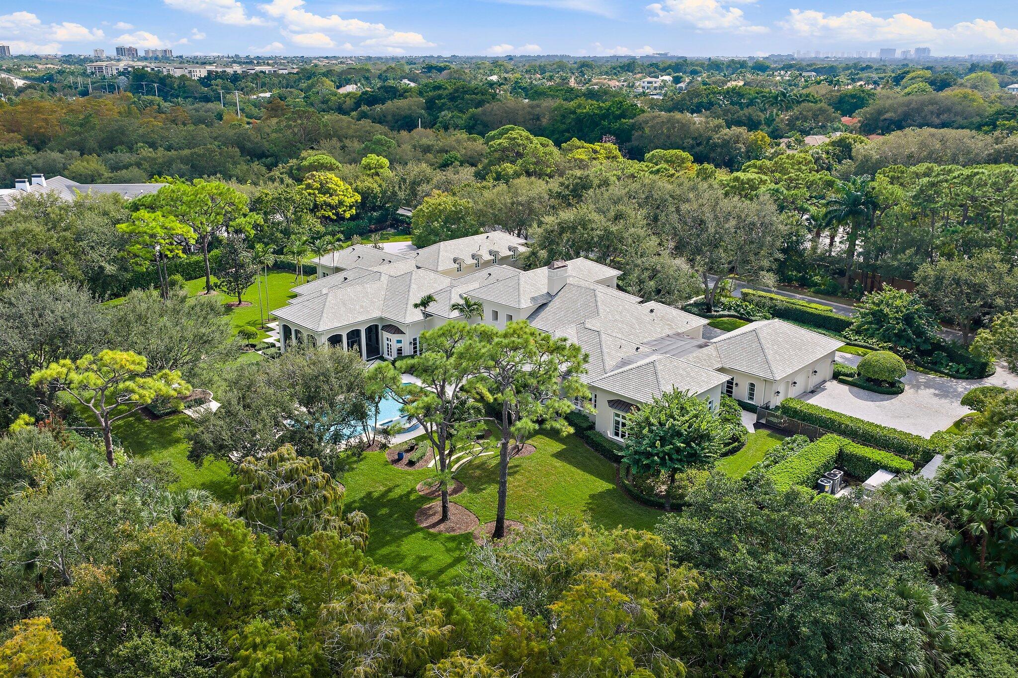 124 Bears Club Drive Jupiter, FL 33477 - Photo 4 of 75 015-124BearsClubDr-Jupiter-SMALL