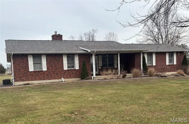 $375,000 | Undisclosed Address, Farmington, MO 63640