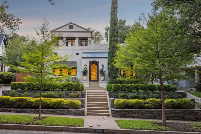 $1,240,000 | 2560 Cockrell Avenue, Fort Worth, TX 76109