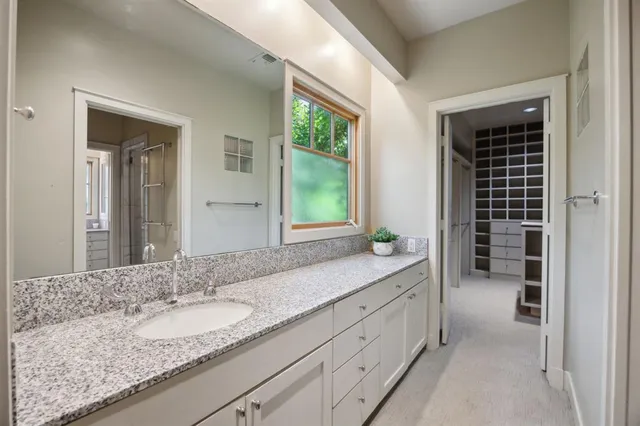 $1,200,000 | 2560 Cockrell Avenue, Fort Worth, TX 76109