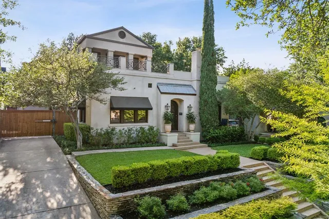 $1,200,000 | 2560 Cockrell Avenue, Fort Worth, TX 76109