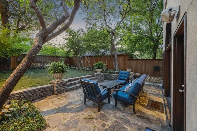 $1,200,000 | 2560 Cockrell Avenue, Fort Worth, TX 76109