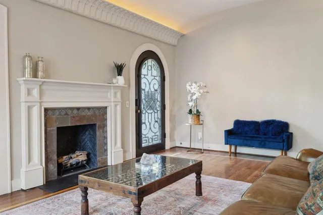 $1,200,000 | 2560 Cockrell Avenue, Fort Worth, TX 76109