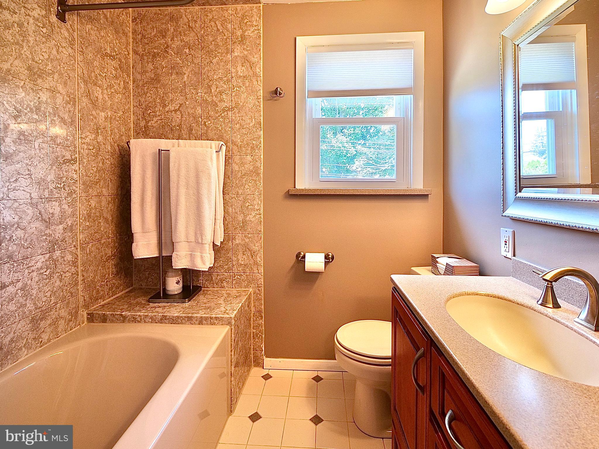 329 Lewis Road Springfield, PA 19064 - Photo 27 of 53