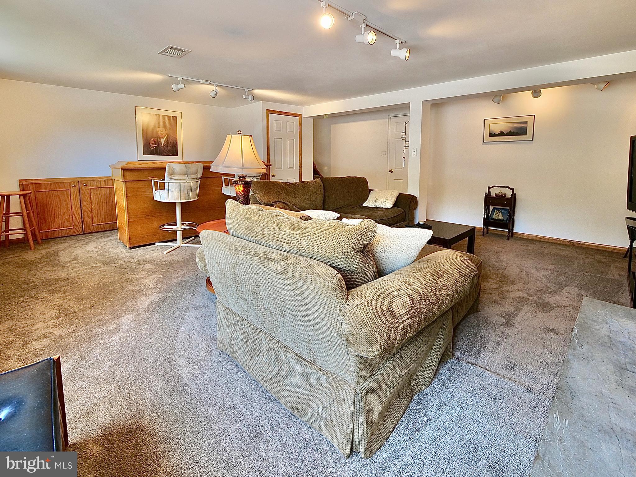 329 Lewis Road Springfield, PA 19064 - Photo 38 of 53