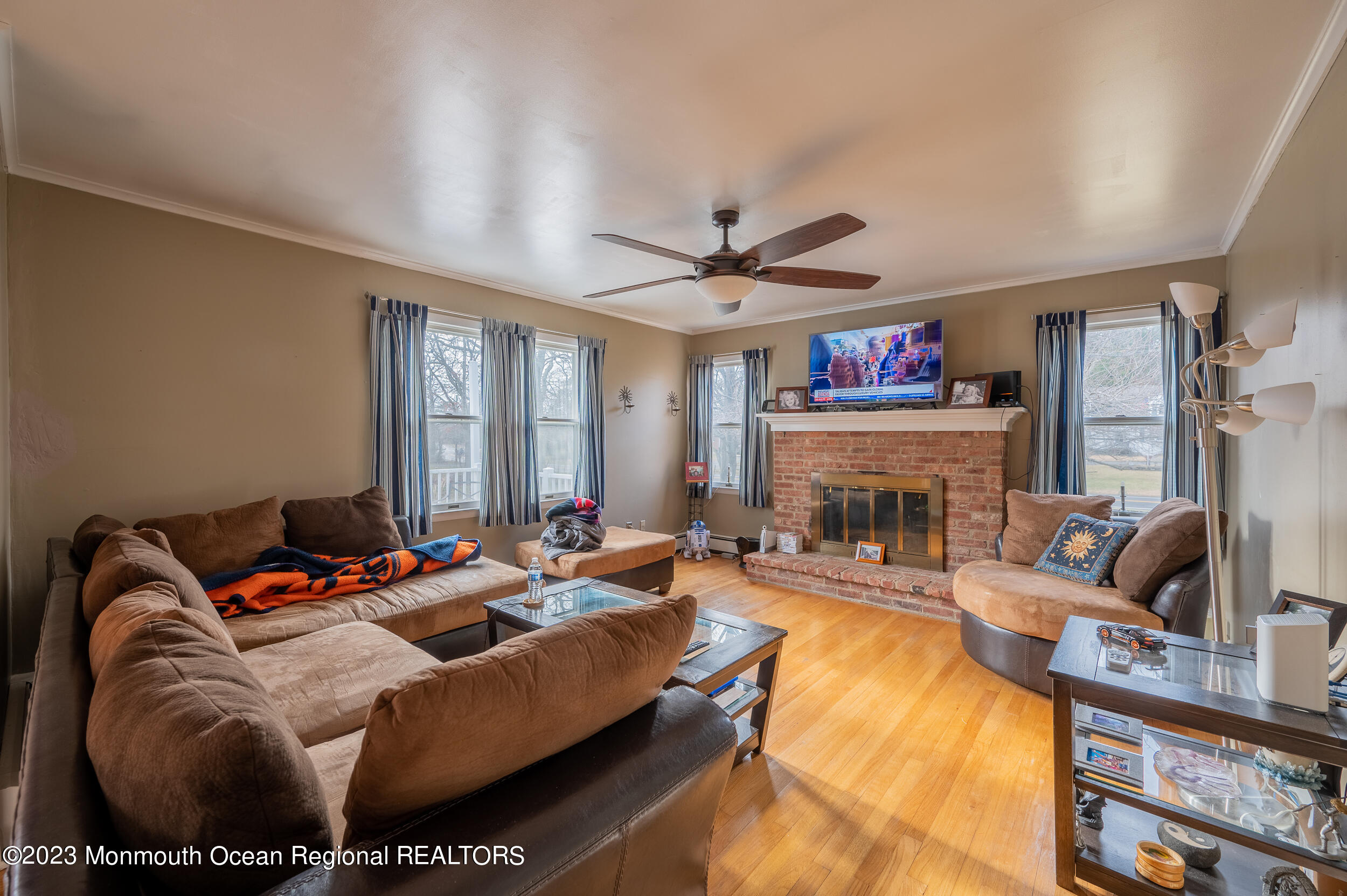 1247 Sally Ike Road Brick, NJ 08724 - Photo 9 of 29 Living 1