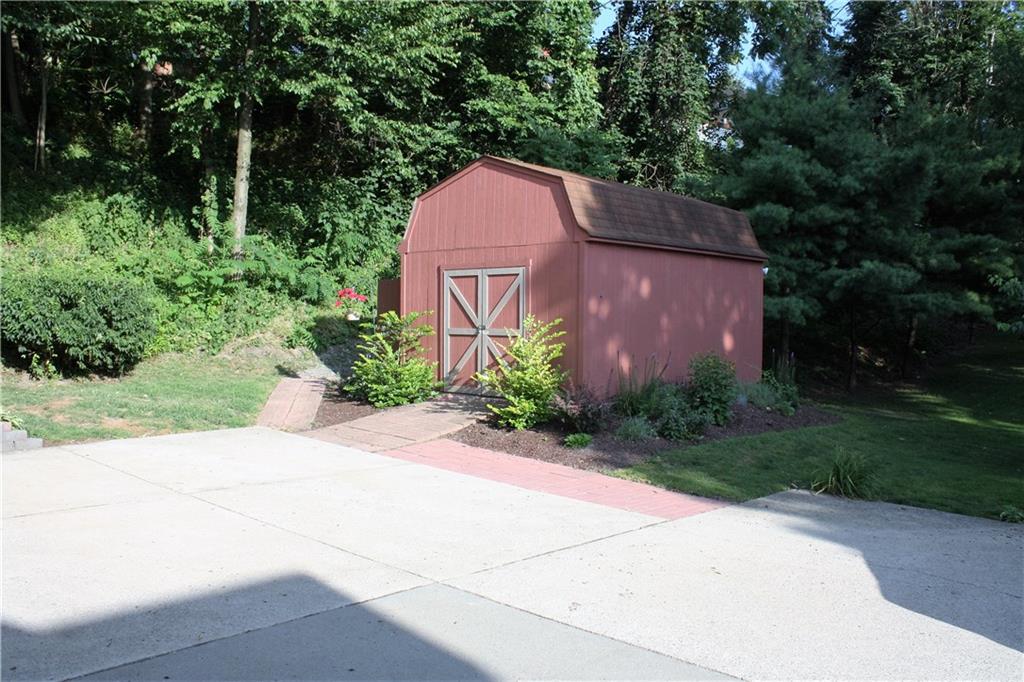 133 Seton Road Penn Hills, PA 15147 - Photo 13 of 21 Gallery Image 13
